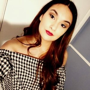 Meet your Posher, Jocelyne